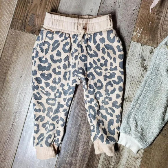 Grayson Mini Toddler Girl Size 18m Jogger Sweatpants Bundle 2 Pairs GUC - Picture 4 of 17